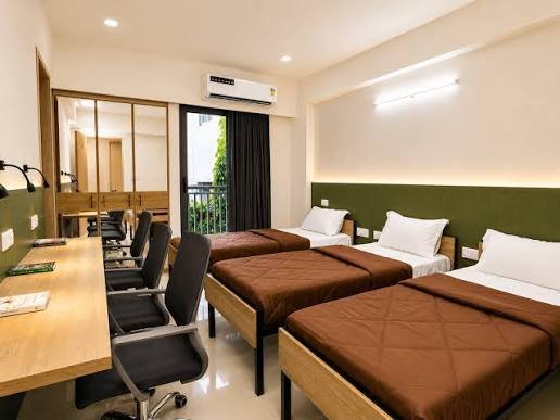 Premium PG for Girls in Viman Nagar